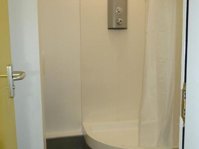 Studio for rent in Wakefield, Thornes