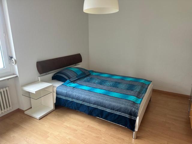Zimmer mieten in Einigen, Zürich