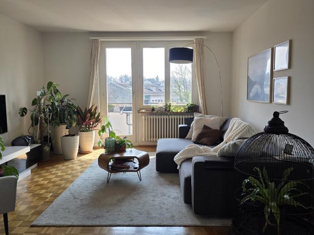 Zimmer mieten in Einigen, Zürich