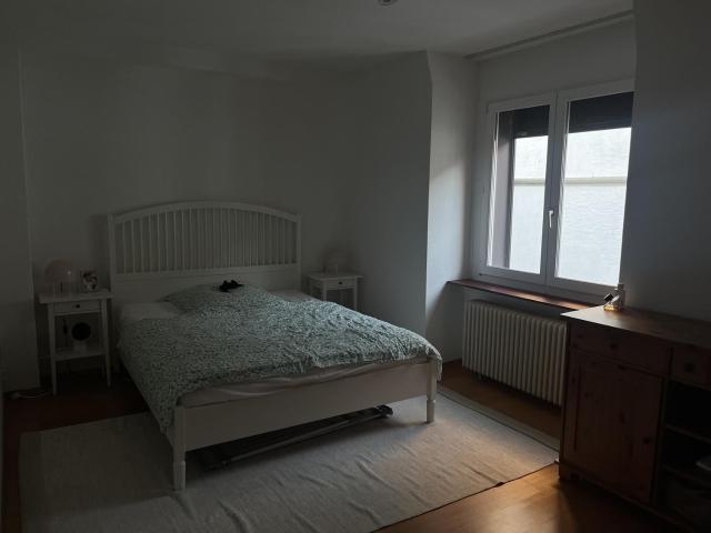 Zimmer mieten in Einigen, Zürich