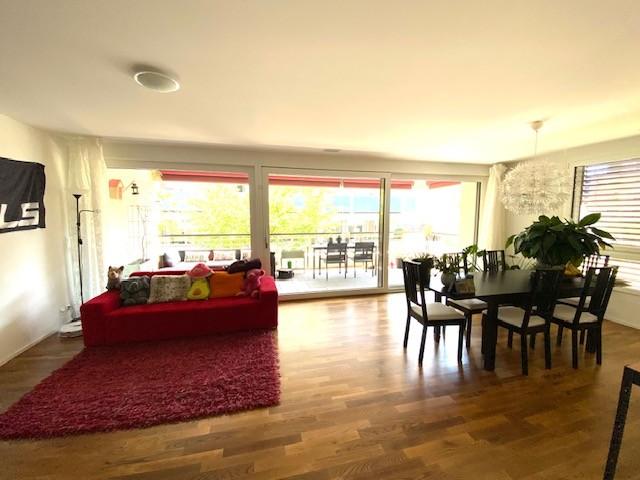 Zimmer mieten in Einigen, Zürich