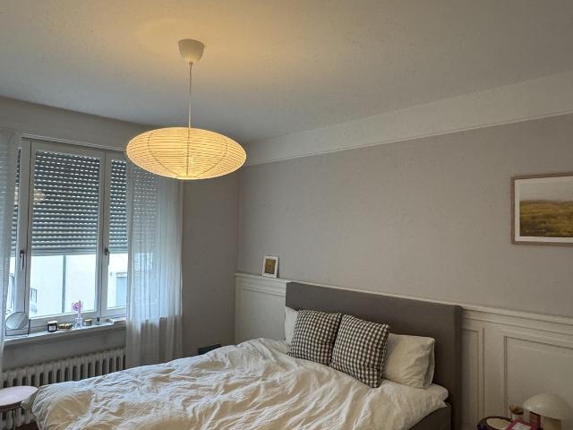 Zimmer mieten in Einigen, Zürich