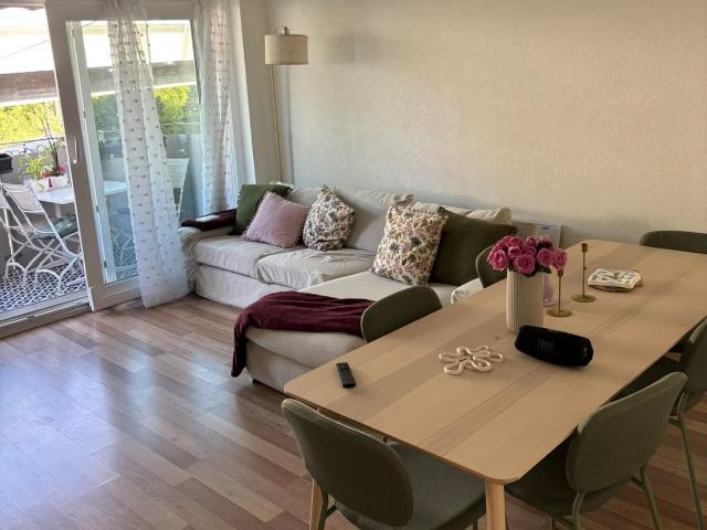 Zimmer mieten in Einigen, Zürich