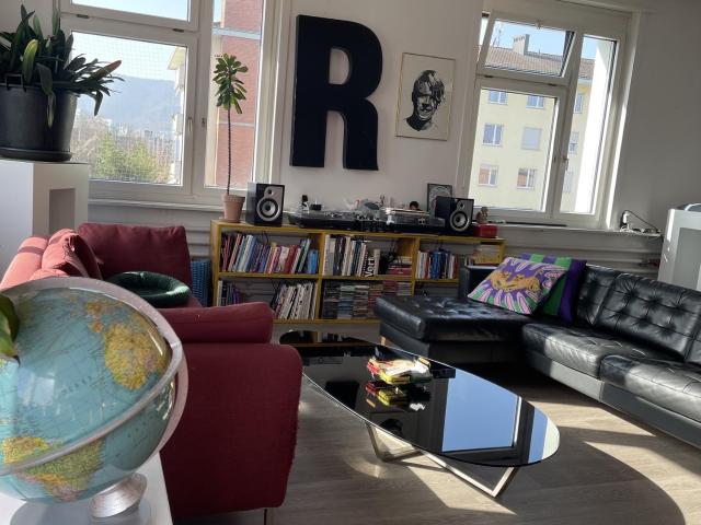 Zimmer mieten in Einigen, Zürich