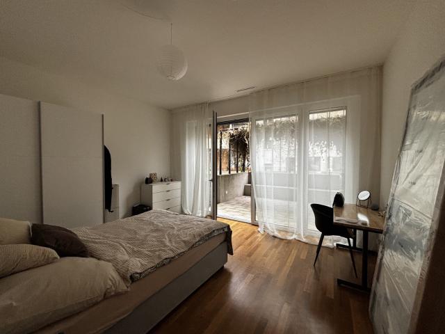Zimmer mieten in Einigen, Zürich