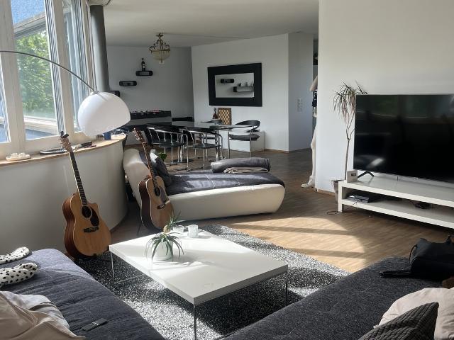 Zimmer mieten in Einigen, Zürich