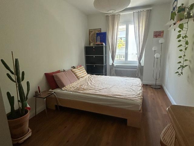 Zimmer mieten in Einigen, Zürich