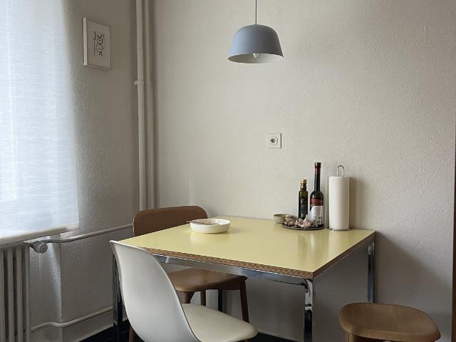 Zimmer mieten in Einigen, Zürich