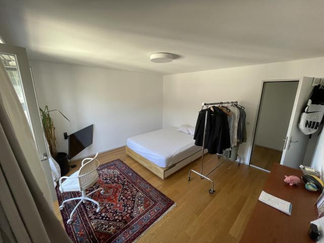 Zimmer mieten in Einigen, Zürich