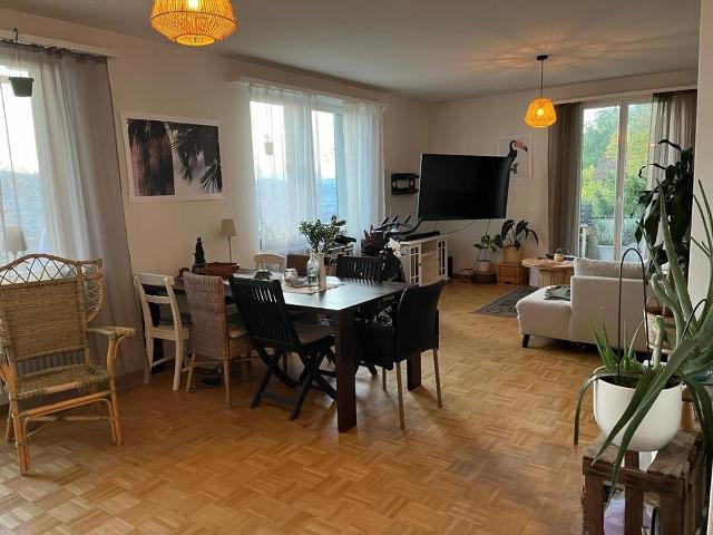 Zimmer mieten in Einigen, Zürich