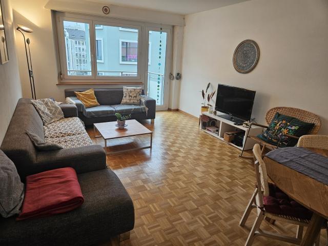 Zimmer mieten in Einigen, Zürich