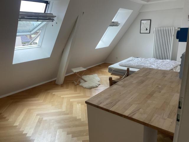 Zimmer mieten in Einigen, Zürich