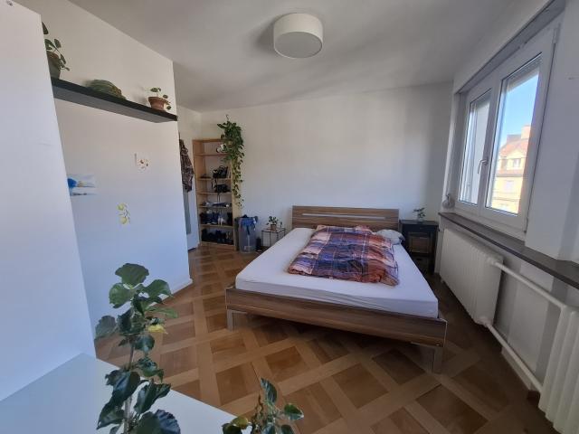 Zimmer mieten in Einigen, Zürich