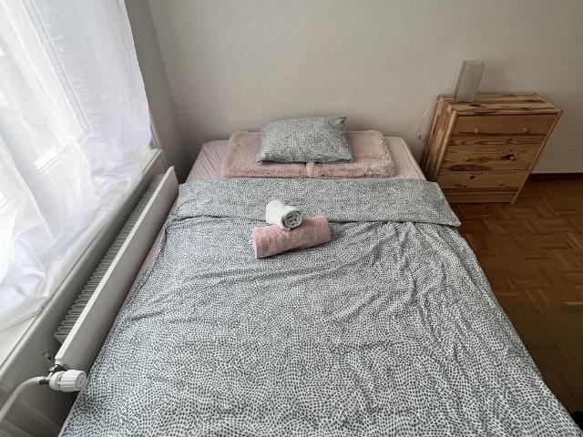 Zimmer mieten in Einigen, Zürich
