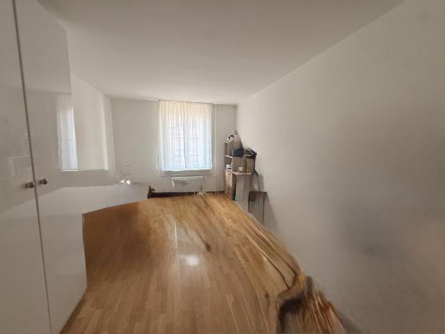 Zimmer mieten in Einigen, Zürich