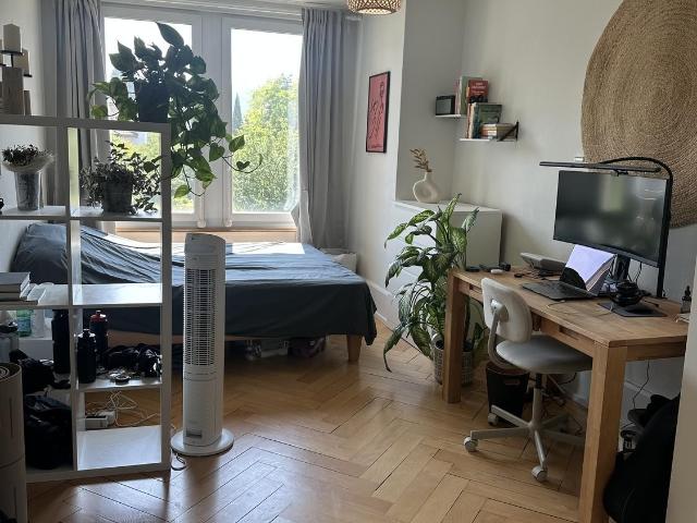 Zimmer mieten in Einigen, Zürich