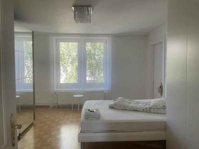 Zimmer mieten in Einigen, Zürich