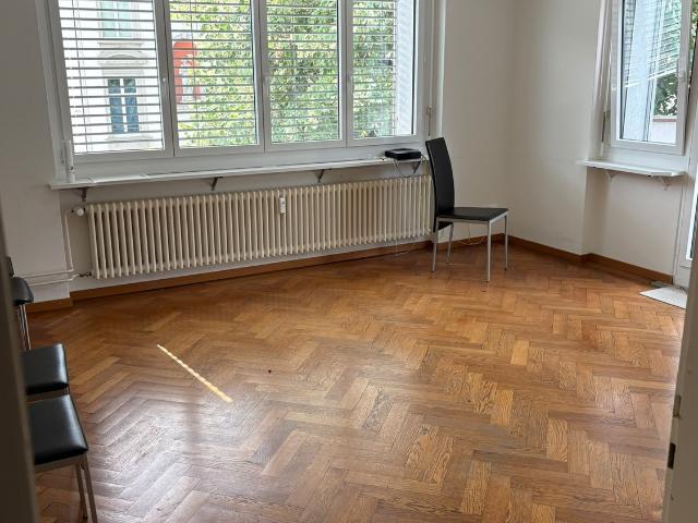 Zimmer mieten in Einigen, Zürich