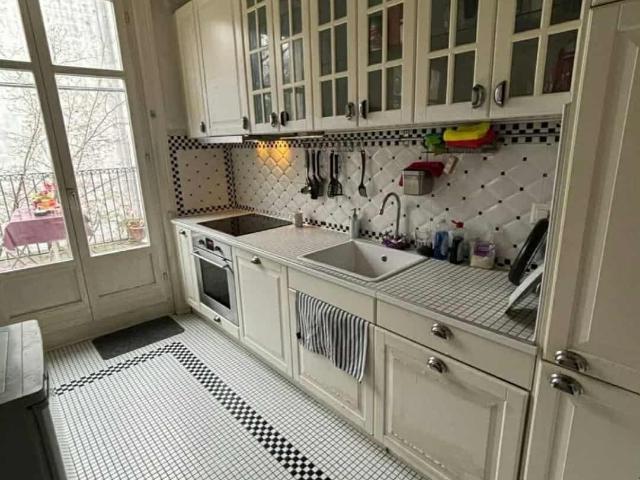 Zimmer mieten in Einigen, Zürich