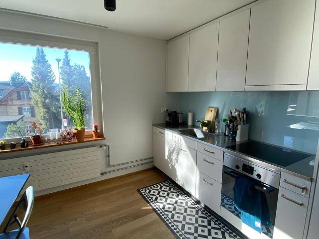 Zimmer mieten in Einigen, Zürich