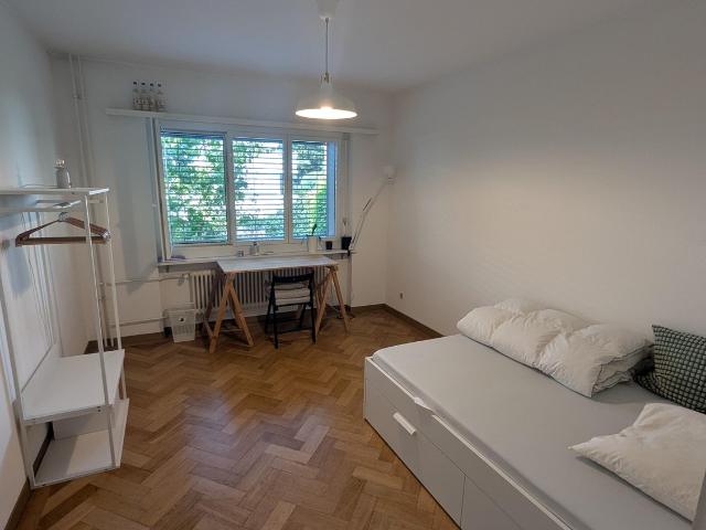 Zimmer mieten in Einigen, Zürich