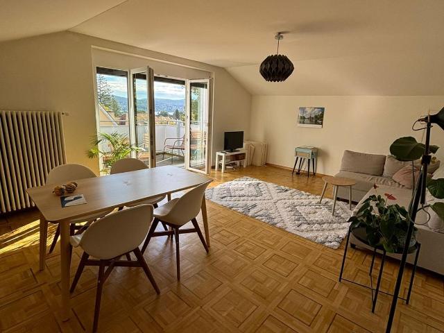 Zimmer mieten in Einigen, Zürich