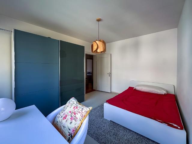 Zimmer mieten in Einigen, Zürich