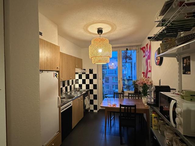 Zimmer mieten in Einigen, Zürich