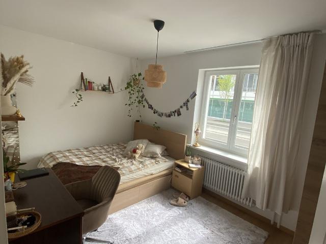 Zimmer mieten in Einigen, Zürich