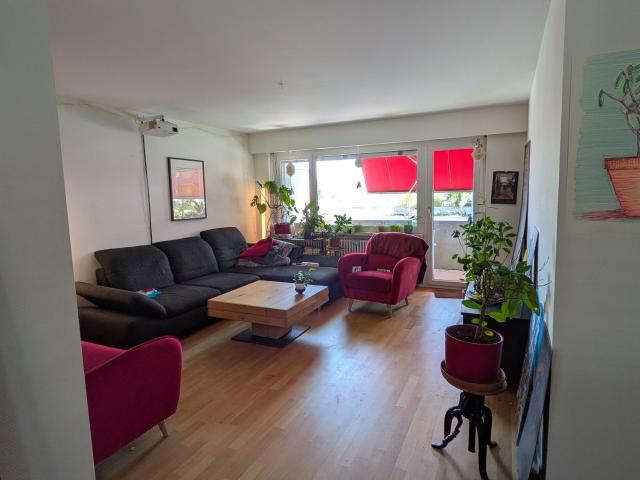 Zimmer mieten in Einigen, Zürich