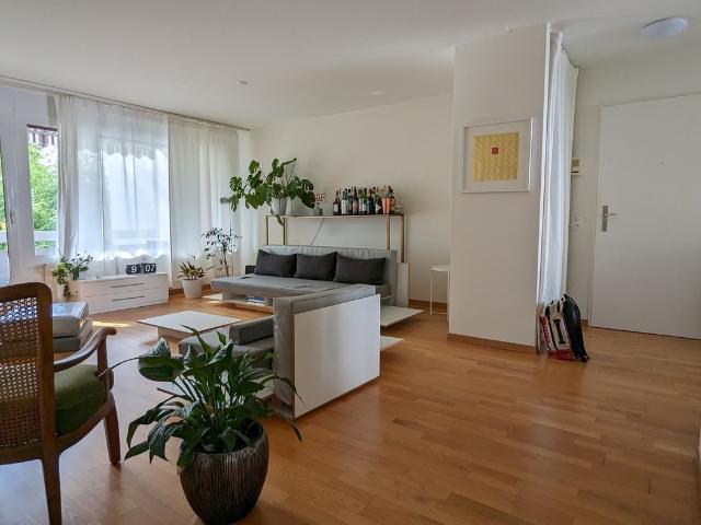 Zimmer mieten in Einigen, Zürich