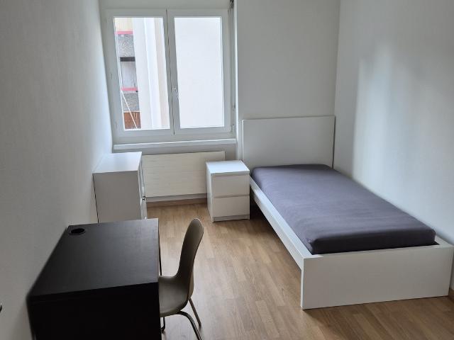 Zimmer mieten in Einigen, Zürich