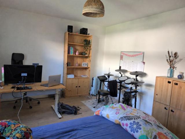 Zimmer mieten in Einigen, Zürich