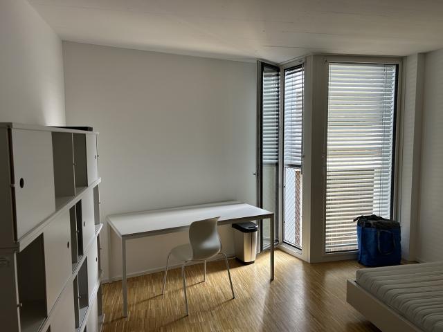 Zimmer mieten in Einigen, Zürich