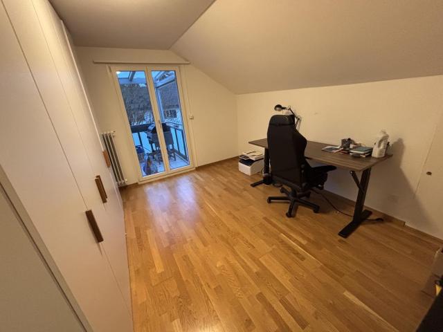 Zimmer mieten in Einigen, Zürich