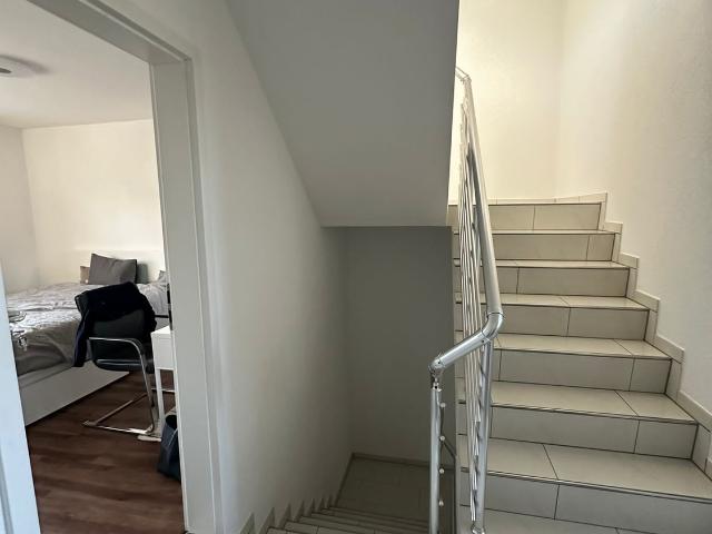 Zimmer mieten in Einigen, Zürich