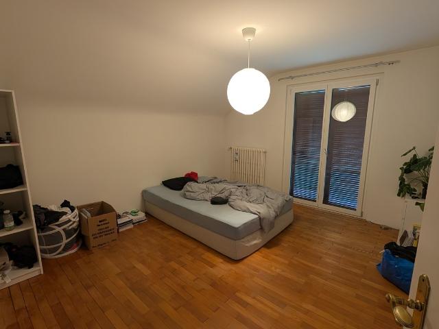 Zimmer mieten in Einigen, Zürich