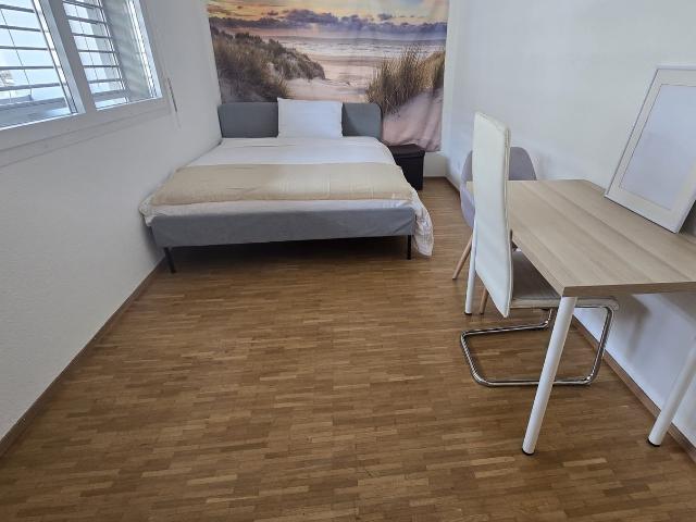 Zimmer mieten in Einigen, Zürich
