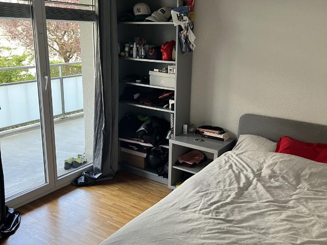 Zimmer mieten in Einigen, Zürich