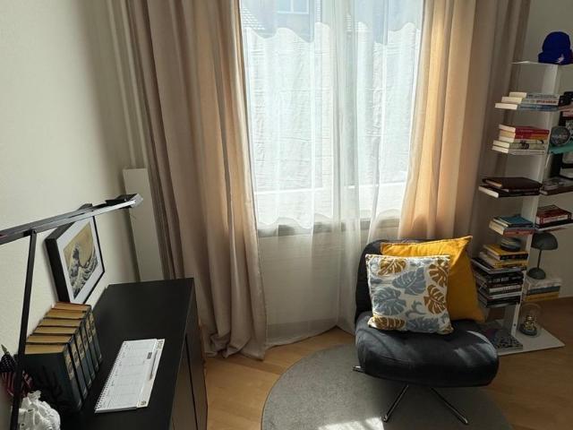 Zimmer mieten in Einigen, Zürich