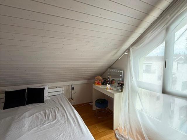 Zimmer mieten in Einigen, Zürich
