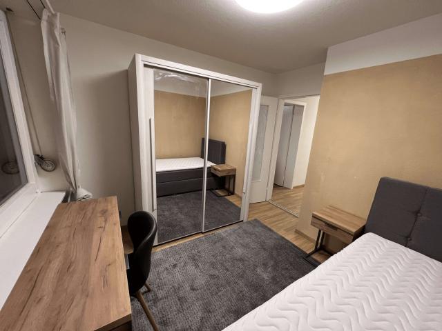 Zimmer mieten in Einigen, Zürich