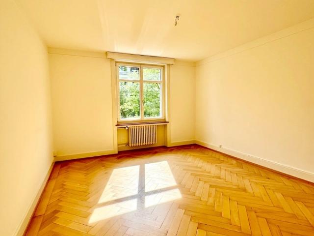 Zimmer mieten in Einigen, Zürich