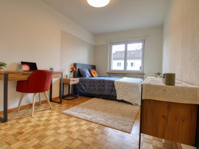 Zimmer mieten in Einigen, Zürich