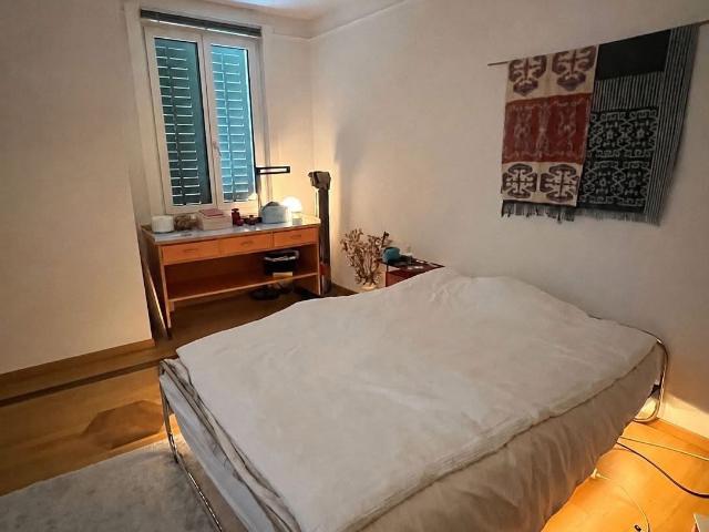 Zimmer mieten in Einigen, Zürich