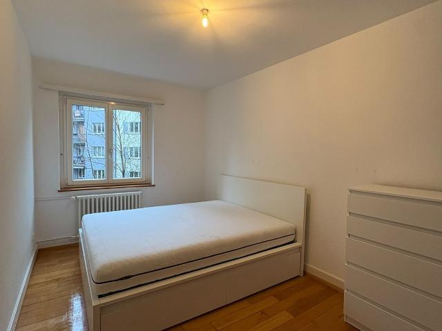 Zimmer mieten in Einigen, Zürich