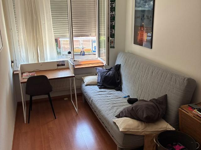 Zimmer mieten in Einigen, Zürich