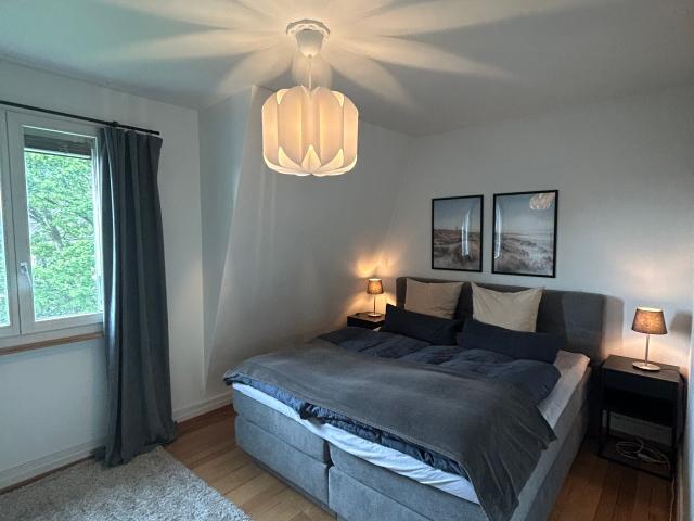 Zimmer mieten in Einigen, Zürich