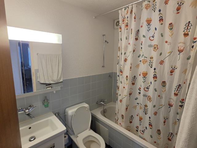Zimmer mieten in Einigen, Zürich