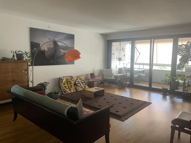 Zimmer mieten in Einigen, Zürich